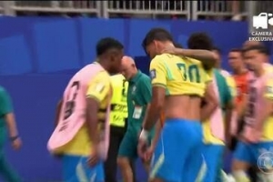 U17男篮世界杯中国U17男篮vs加拿大U17男篮直播_U17男篮世界杯中国U17男篮vs加拿大U17男篮直播在线观看_免费看直播