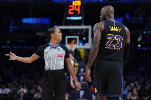 免费NBA热火vs马刺直播_免费NBA热火vs马刺直播在线观看_免费看直播